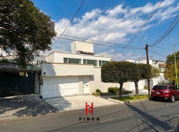 Casa de 3 habitaciones, Miguel Hidalgo · Casa en Venta o Renta en Lomas de Chapultepec