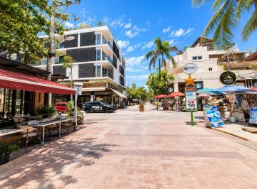 Local sobre 5ta Avenida · Local en Renta de 76 m² Sobre La 5ta Av en Playa del Carmen