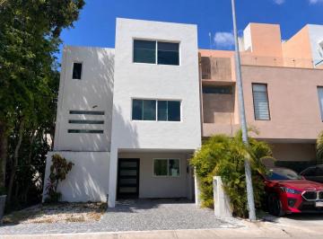 Casa en condominio de 2 habitaciones, Benito Juárez · Casa en Residencial Arbolada en Renta de 3 Niveles Tipo Loft