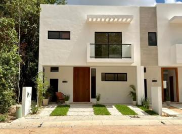 1 · Casa en Venta Arbolada C13