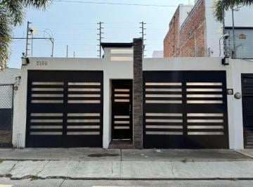 Casa de 2 habitaciones, Guadalajara · Casa en Venta en Jardines de Santa Isabel