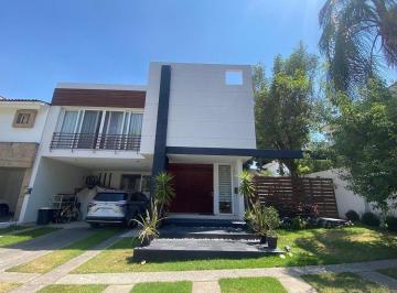 a2c3de13bee640624029b9ed71ce70fe22133d16de2f8e03e4e7fac8e23aea24 · Casa en Venta Valle Real