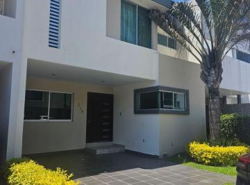 Casa en condominio de 4 habitaciones, Zapopan · Casa en Renta Dentro de Althea en Solares Residencial Zapopan