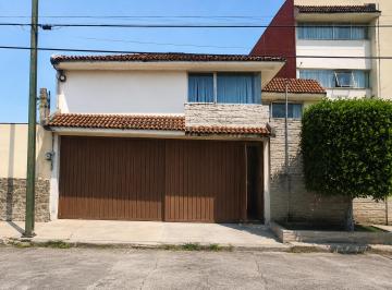 fachada · Excelente Casa en Venta