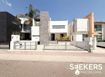 718789fc94322607816b43d9cdf866f07d6513eb0a127db1f7e92bfef768f0bc · Casa Renta Venta en El Refugio