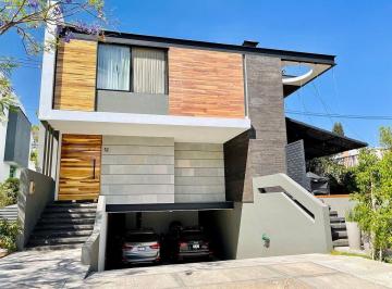 e702dd404b2cc031365f8019e4f4bc6aa9dc371b271ae0cb0b1d65112ae6e0b1 · Casa en Venta | La Pradera Residencial | Las Cañadas Country Club | Zapopan, Jal
