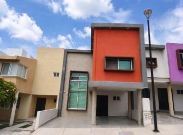 Fachada · Casa en Venta en Paseo de Amsterdam, Tejeda. Corregidora