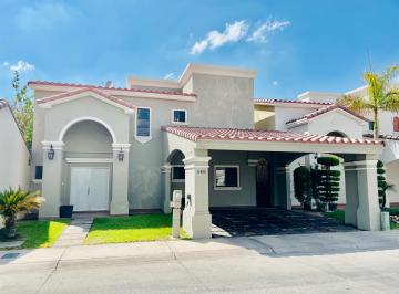 Casa · 252m² · 3 Recámaras · 2 Estacionamientos · Casa en Renta en Privada Balboa, Zona Dorada - (4)