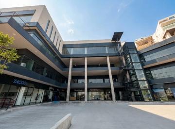 1 · Local Comercial en Renta Av Fundadores Zona San Pedro Garza García