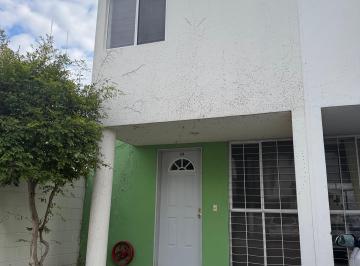 Casa en condominio de 2 habitaciones, Tlajomulco de Zúñiga · Casa en Fraccionamiento Loreto