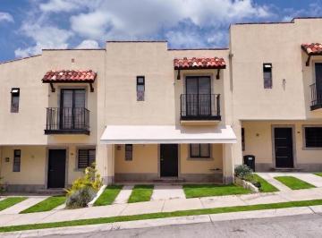 Casa · 122m² · Casa en Fraccionamiento Alta California Residencial 3 Recámaras 3 Cuartos Amueblada