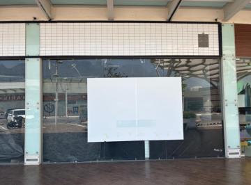 1 · Local en Renta en Plaza Comercial en Valle Poniente