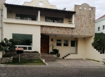 97ae945a0b2a232c1804746974d6f0b434cfe1cefadc698dc584c905e7f1a64b · Casa en Renta en Bugambilias - Coto Cristal