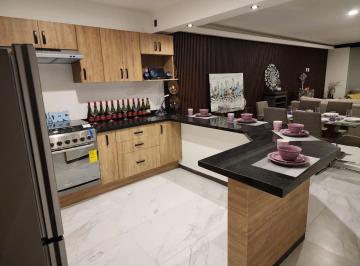 Casa · 145m² · 3 Recámaras · 3 Estacionamientos · Casa en Venta en Cañadas del Arrroyo