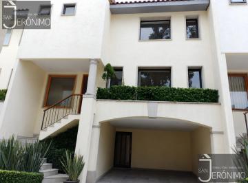 Casa · 286m² · 3 Recámaras · 3 Estacionamientos · Casa en Pedregal de San Francisco