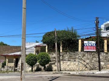 Casa · 861m² · 4 Recámaras · 3 Estacionamientos · Casa en México