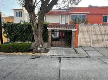 Casa de 4 habitaciones, Atizapán de Zaragoza · ¡Casa en Venta en Capistrano, Atizapán! Lista Para Habitar