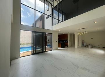 Casa · 430m² · 3 Recámaras · 4 Estacionamientos · Casa Venta