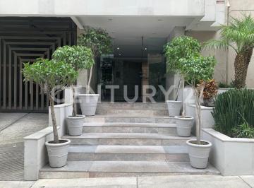 Departamento · 243m² · 3 Recámaras · 2 Estacionamientos · Departamento en Renta en Lomas de Chapultepec