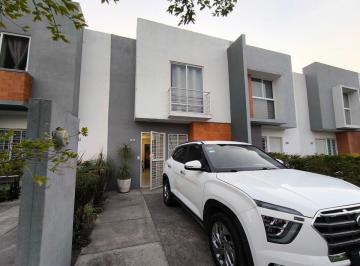 Casa en condominio de 3 habitaciones, San Pedro Tlaquepaque · Casa con Vista Al Jardín en Coto Priv 3 Rec 3 Wc Mod Fresno 102 Fracc Paseos de Los Parques Tlaquep