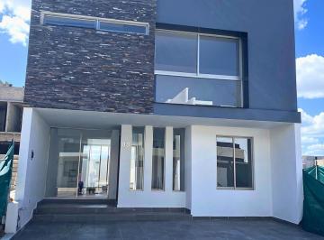 Casa de 3 habitaciones, Zapopan · Casa en Renta con Estudio en Pb y Roof Garden | Soare II, Solares