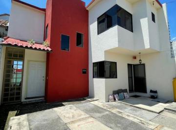 Casa de 3 habitaciones, Cuernavaca · Renta Casa $18,000 con Alberca y Jardin Privado en Privada Segura, Lomas Tzompantle, Cuernavaca, Mor