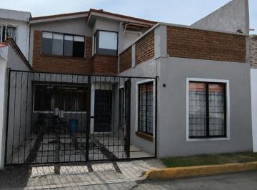 Casa en condominio · 132m² · Casa en Venta en Bosques de Colón, Toluca.