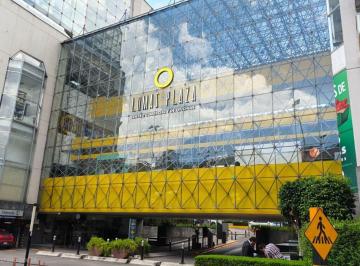 Local en centro comercial , Miguel Hidalgo · Islas Comerciales en Renta | Lomas de Chapultepec
