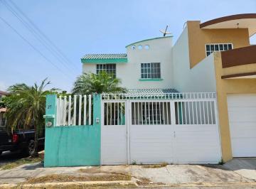 Casa de 3 habitaciones, Veracruz · Casa de 3 Recámaras en Renta, Fraccionamiento Siglo Xxi, Veracruz