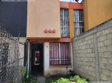 Casa · 61m² · 2 Recámaras · 1 Estacionamiento · Casa en Los Héroes Tecámac