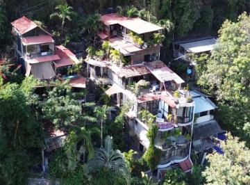 Edificio de 10 habitaciones, Puerto Vallarta · Edificio Boutique de 10 Departamentos con Vista Al Río y Montaña | Ideal Airbnb