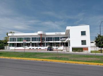 10f52716b3df4247482a89ddb37557bf5217e29b3d9e03b62dcca10959542f55 · Plaza Comercial en Venta en El Pueblito