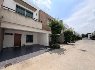 Casa de 3 habitaciones, San Pedro Tlaquepaque · Casa en Renta Las Brisas, San Pedro Tlaquepaque | 3 Recámaras |terraza |seguridad