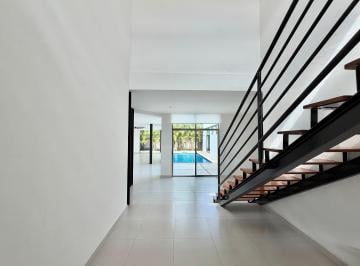 Casa de 4 habitaciones, Benito Juárez · Casa en Renta Residencial Villa Magna Huayacan Cancún