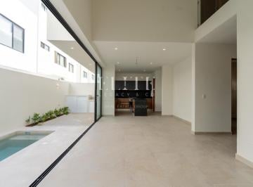 Casa · 244m² · 4 Recámaras · 2 Estacionamientos · Casa de 4 Recámaras en Venta en Residencial Arbolada