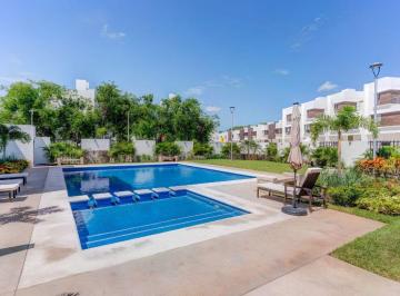 Casa de 3 habitaciones, Solidaridad · Casa en Venta en Altaria Residencial con Casa Club, Alberca, Gym, Áreas Verdes