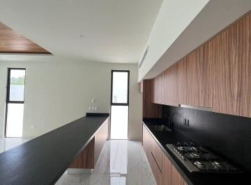 9663ee3a37cacd9548d81f07a07681c6d7dbe703c1474d003b5ac3b582ee12e5 · Casa en Venta o Renta Vía Cumbres, Cancún