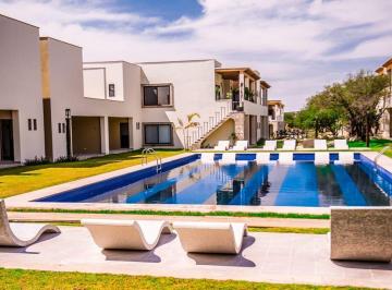 e0323287670e1eea6dd9c5e8bb0d741aa458a5f509dced66ef7099efc8d90bf5 · Casa Torreón en Venta, Casco de Landeta, San Miguel de Allende