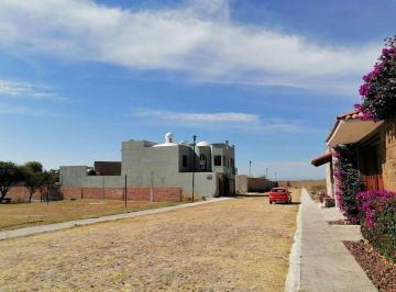 406ddfd587a4da19f9aaed6edf9f4b845600bac2efc2e9e0e2e80c173201479d · Terreno Camino Real en Venta, Residencial Las Colinas, San Miguel de Allende