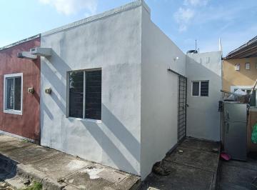 Casa · 2 Recámaras · 1 Estacionamiento · Casa en Fraccionamiento Paseo de Las Palmas