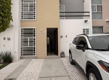 Casa de 3 habitaciones, Corregidora · Casa de 105 m² con 3 Recámaras en Renta en Vista Diamante Corregidora