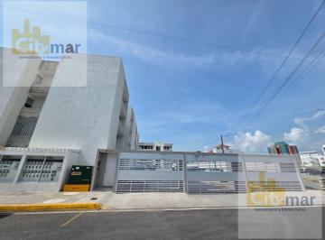 Departamento · 3 Recámaras · 2 Estacionamientos · Departamento - Fraccionamiento Costa de Oro