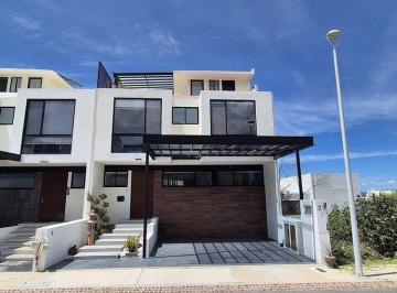 e33b707afad6b835c6c7304a7c03aa2d29e2aa27275d35caed9a726e55aa5b61 · Casa en Venta 4 Pisos Zibatá