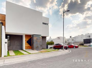 Casa de 4 habitaciones, El Marqués · Casa en Venta en El Mirador, Querétaro