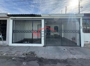 Foto principal · Casa en Renta en Col. Las Granjas