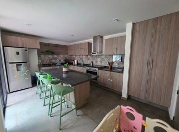 68d3f38bf08e49c1ec3e0a595aa362a2a8c43df678b9d0786e78924252a3585f · Casa en Venta en El Refugio | Condominio Metropolis | Amenidades