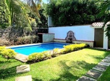 Casa de 4 habitaciones, Cuernavaca · Casa en Renta en Cuernavaca