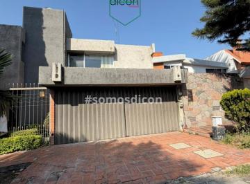 Casa · 300m² · 3 Recámaras · 2 Estacionamientos · Casa en Renta Las Ánimas