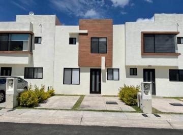 Casa en condominio · 96m² · 2 Recámaras · 2 Estacionamientos · Casa en Condominio en Renta en Zibatá