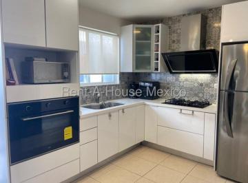 Casa en condominio de 3 habitaciones, El Marqués · Casa con 2 Recamaras en Venta, Opcion a 3ra en Planta Baja Zakia, Queretaro.